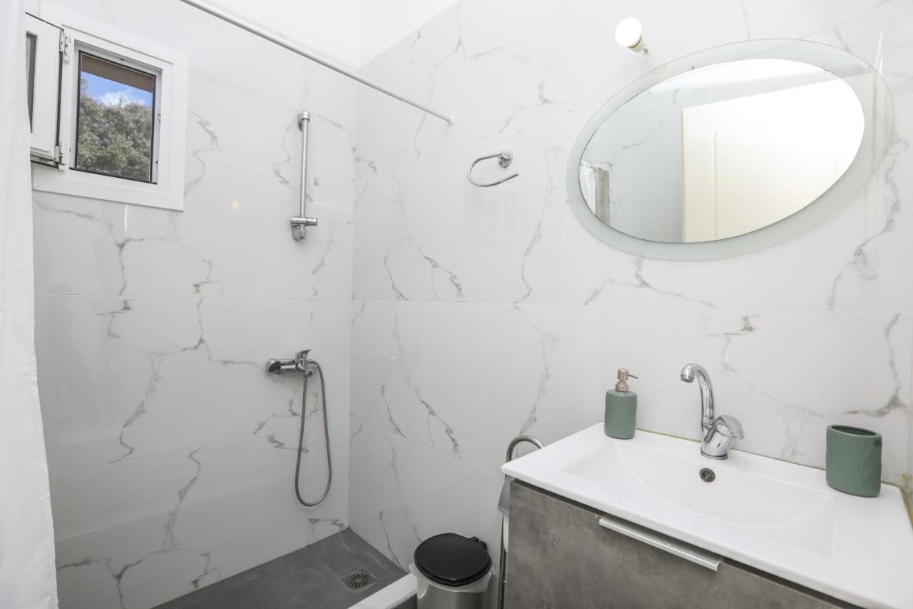 Alexia'S Home Menta Ipsos Luaran gambar
